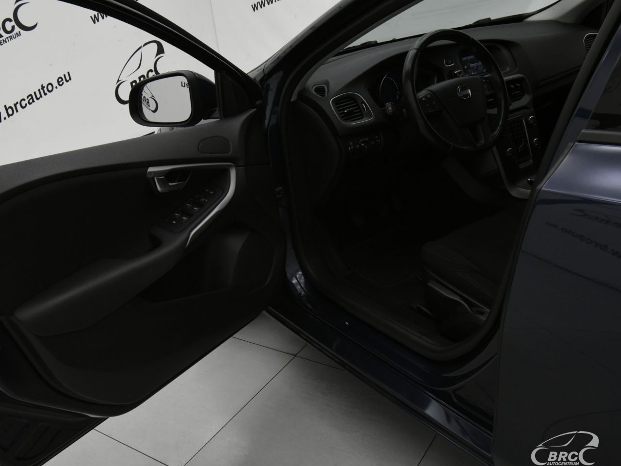 Volvo V40 | 17