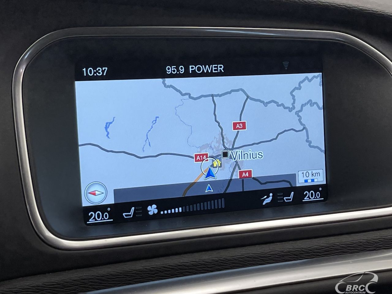 Volvo V40 | 29