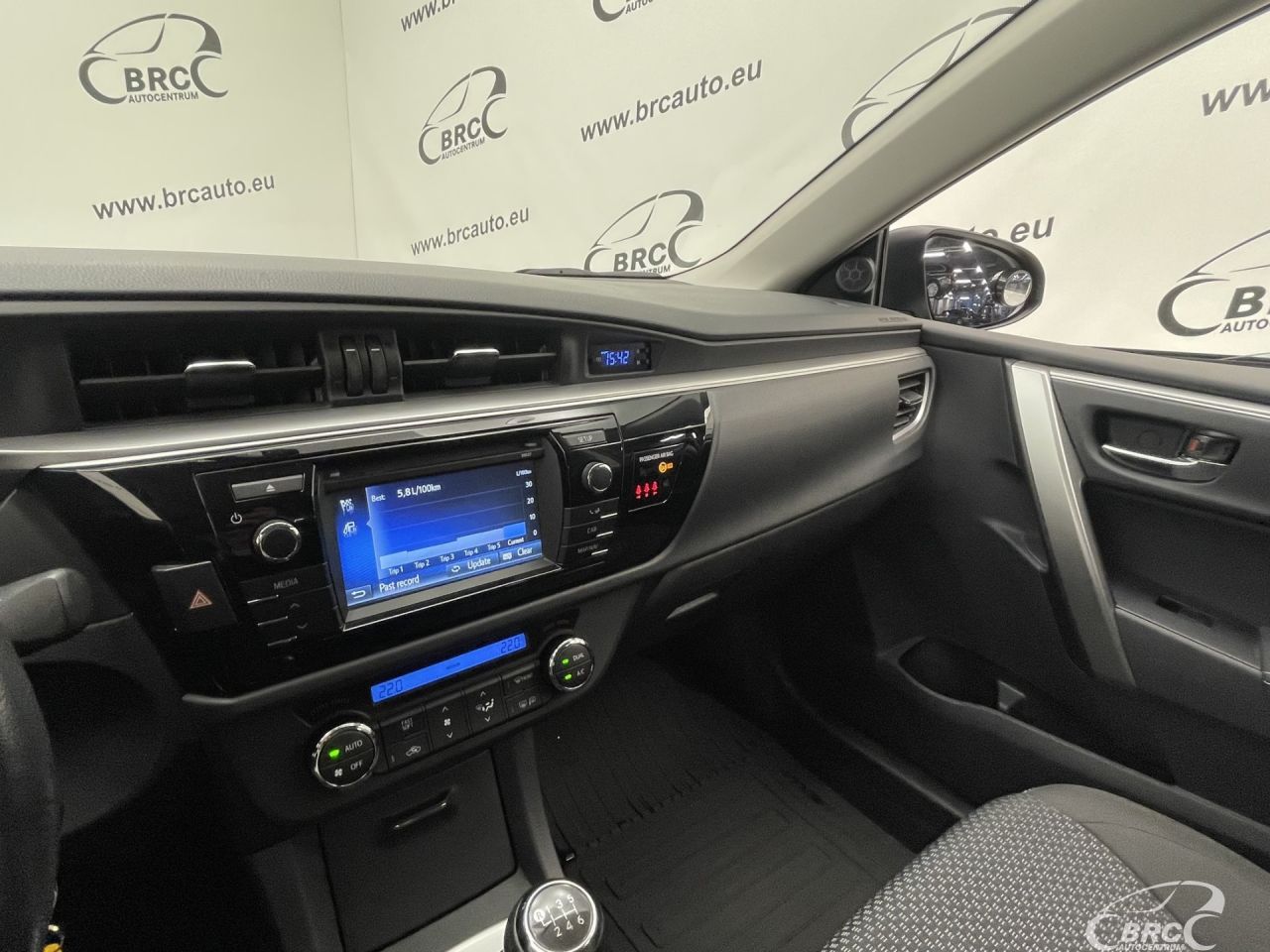 Toyota Corolla | 26