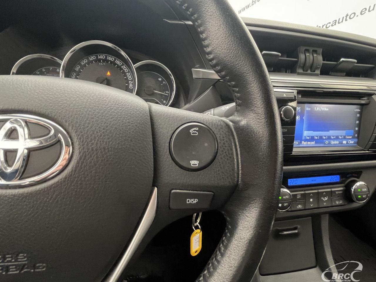 Toyota Corolla | 28