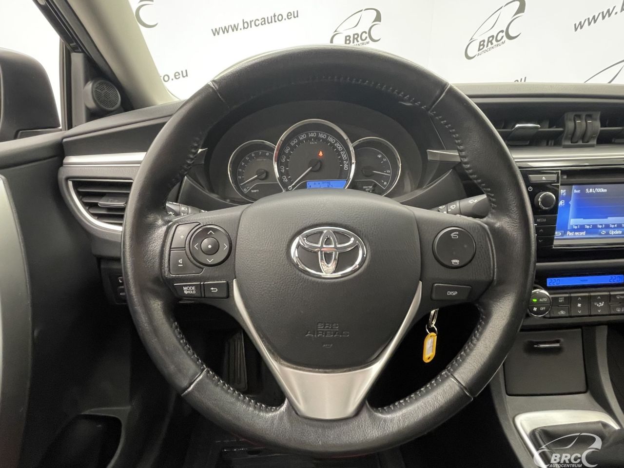 Toyota Corolla | 27