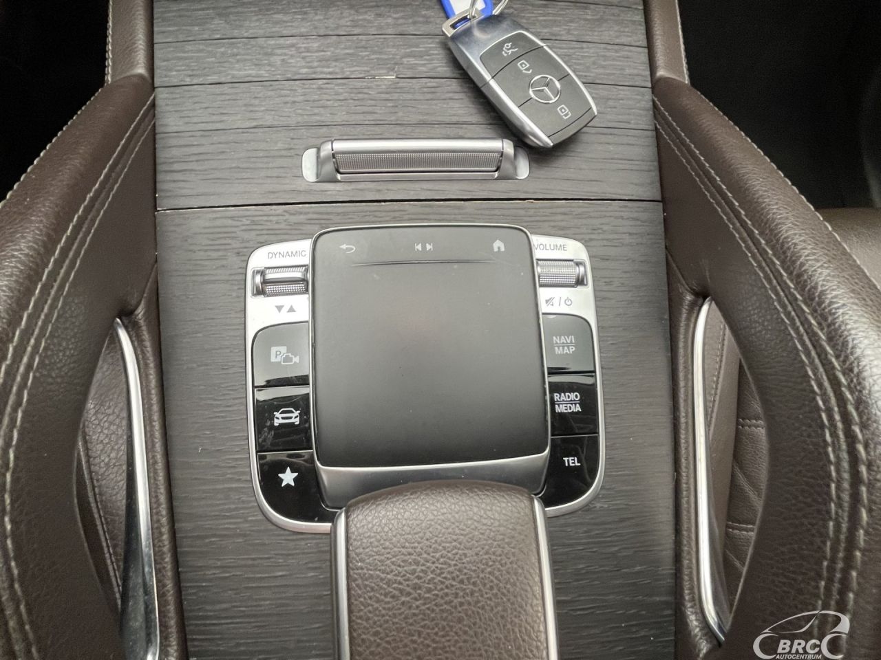 Mercedes-Benz GLE350 | 26