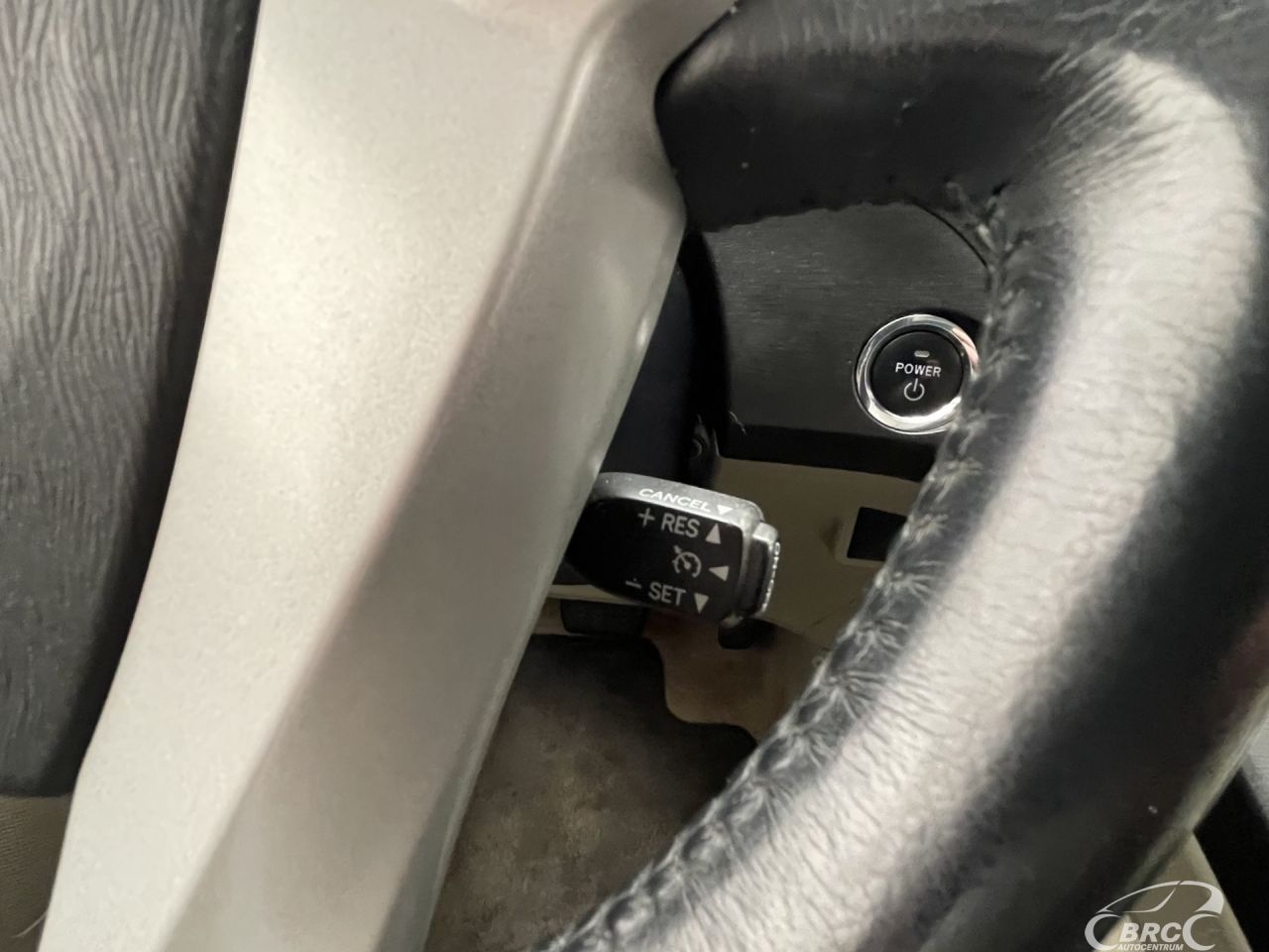 Toyota Prius | 29