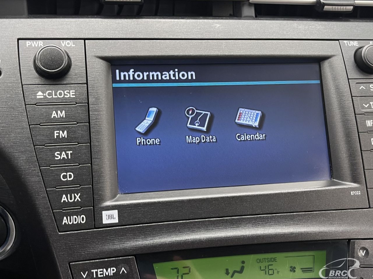 Toyota Prius | 33