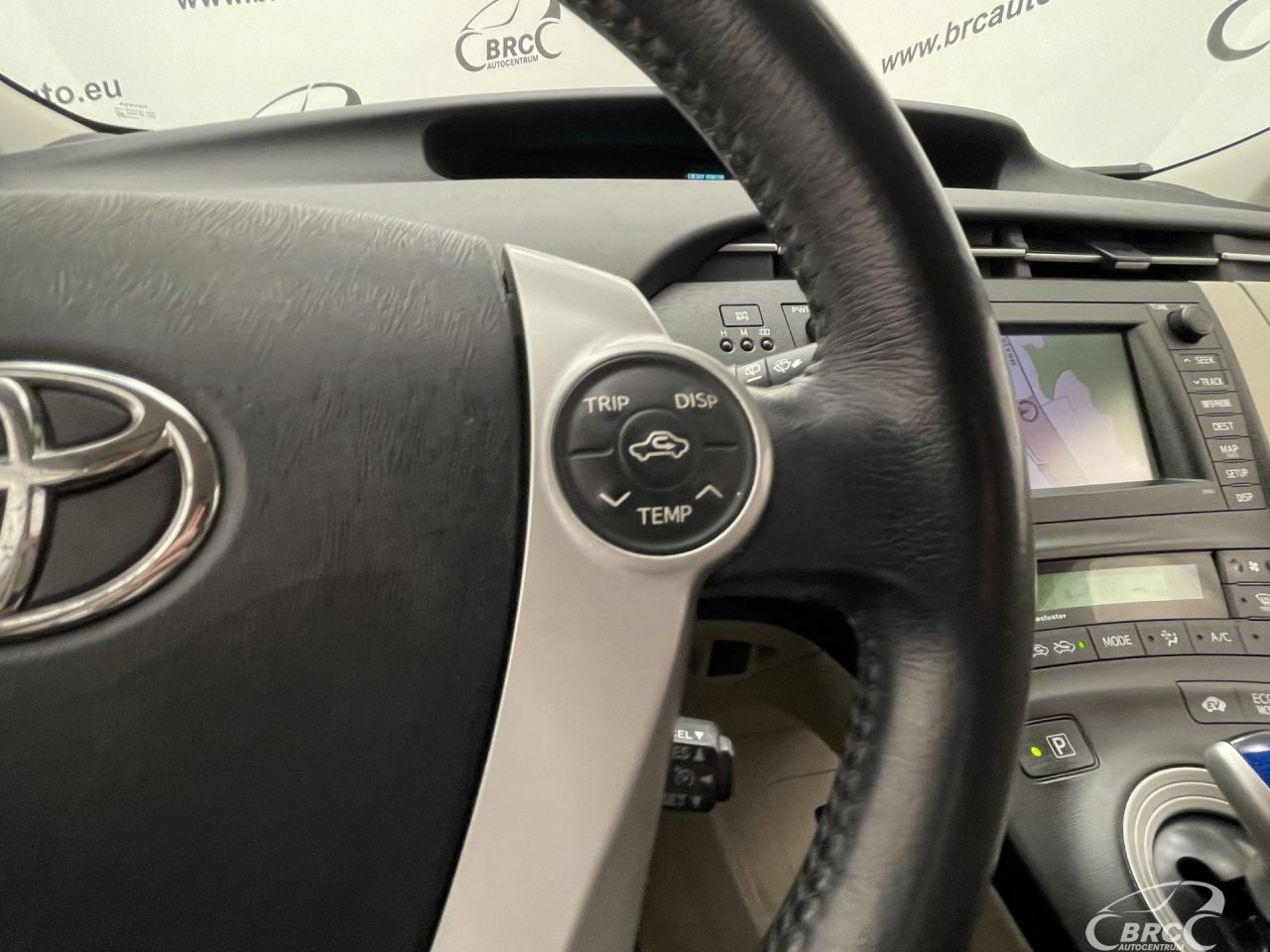 Toyota Prius | 27