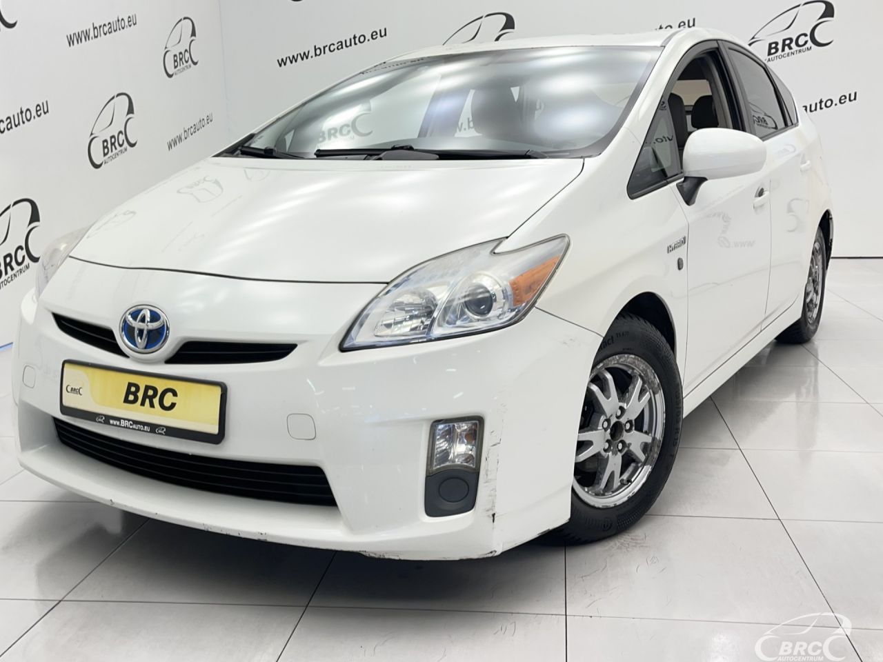 Toyota Prius | 35