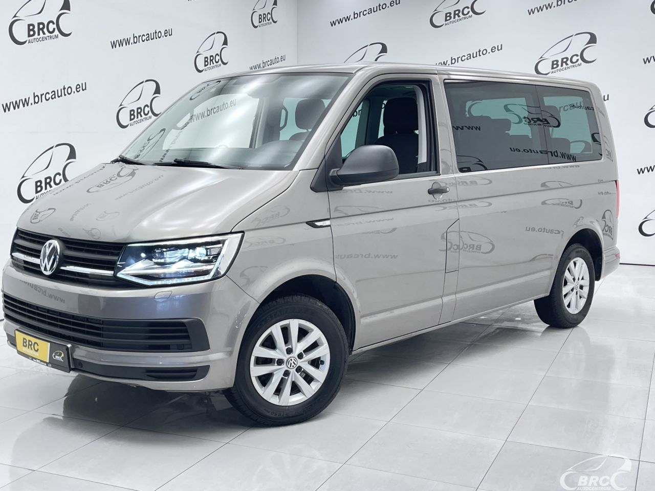 Volkswagen Multivan, 2.0 l., Минивэн