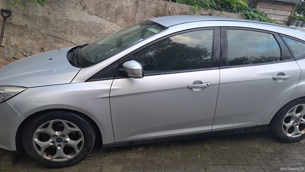 Ford Focus | 3