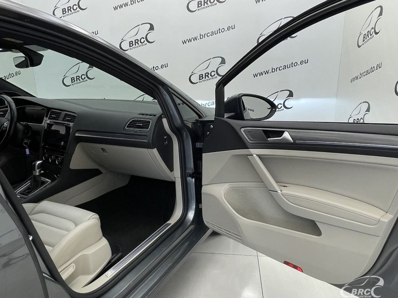 Volkswagen Golf | 7