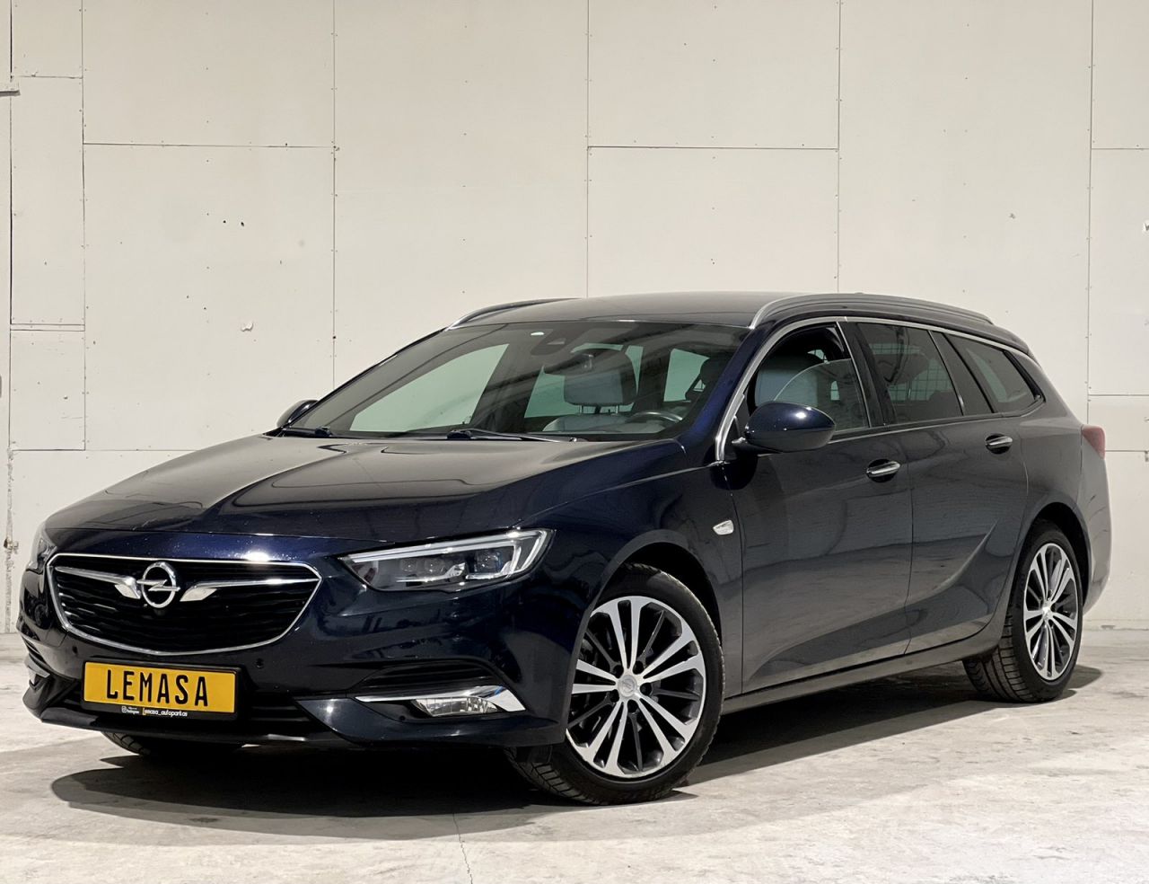 Opel Insignia, universal