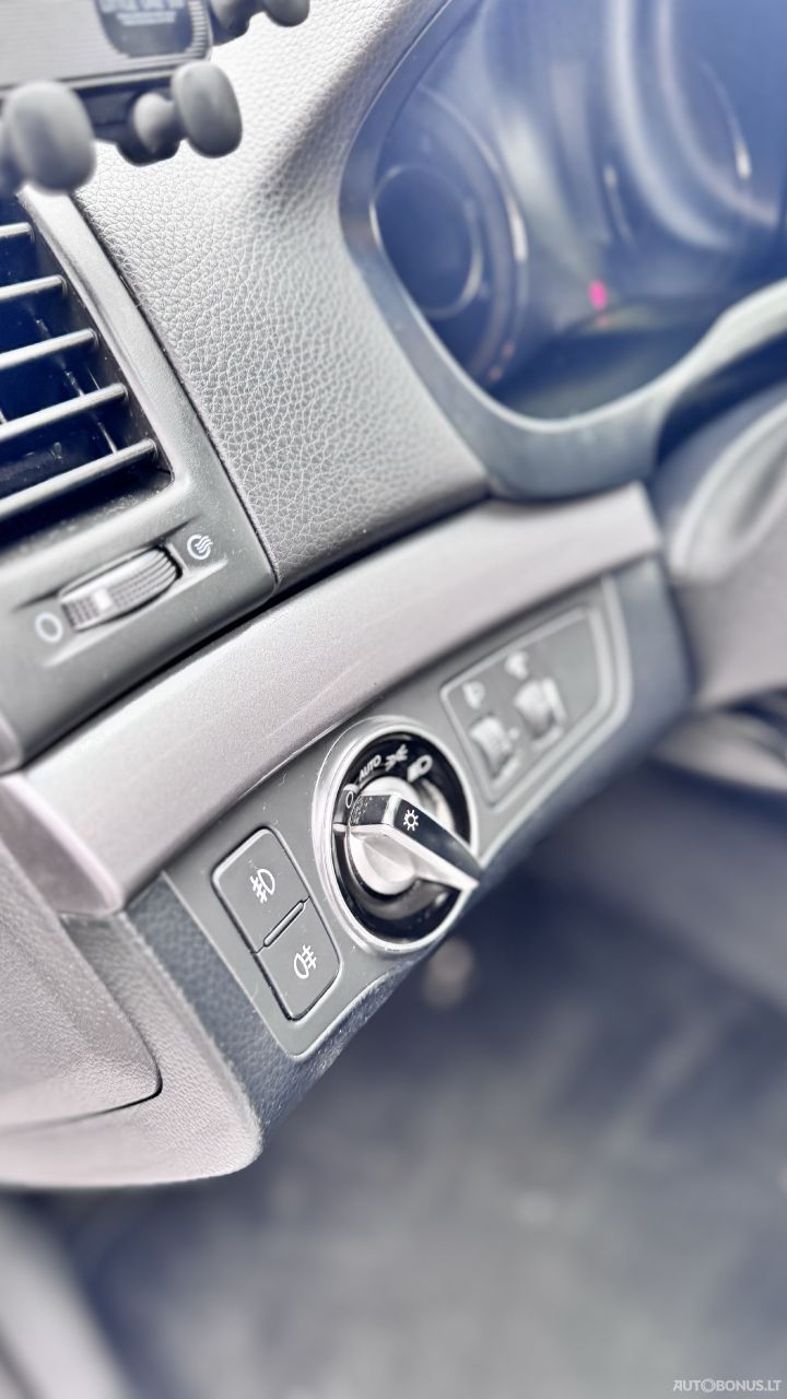 Hyundai i40 | 15
