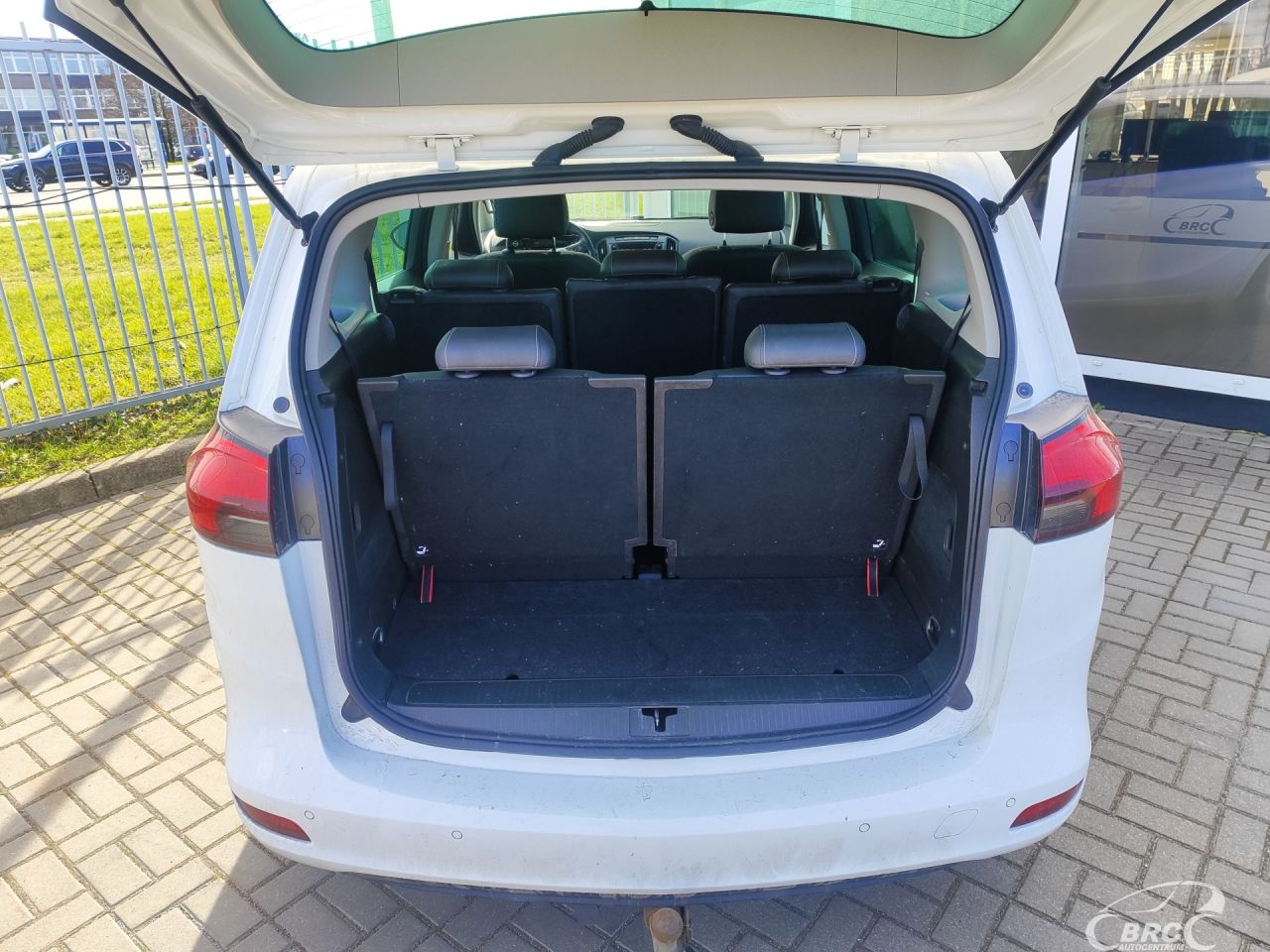 Opel Zafira | 10