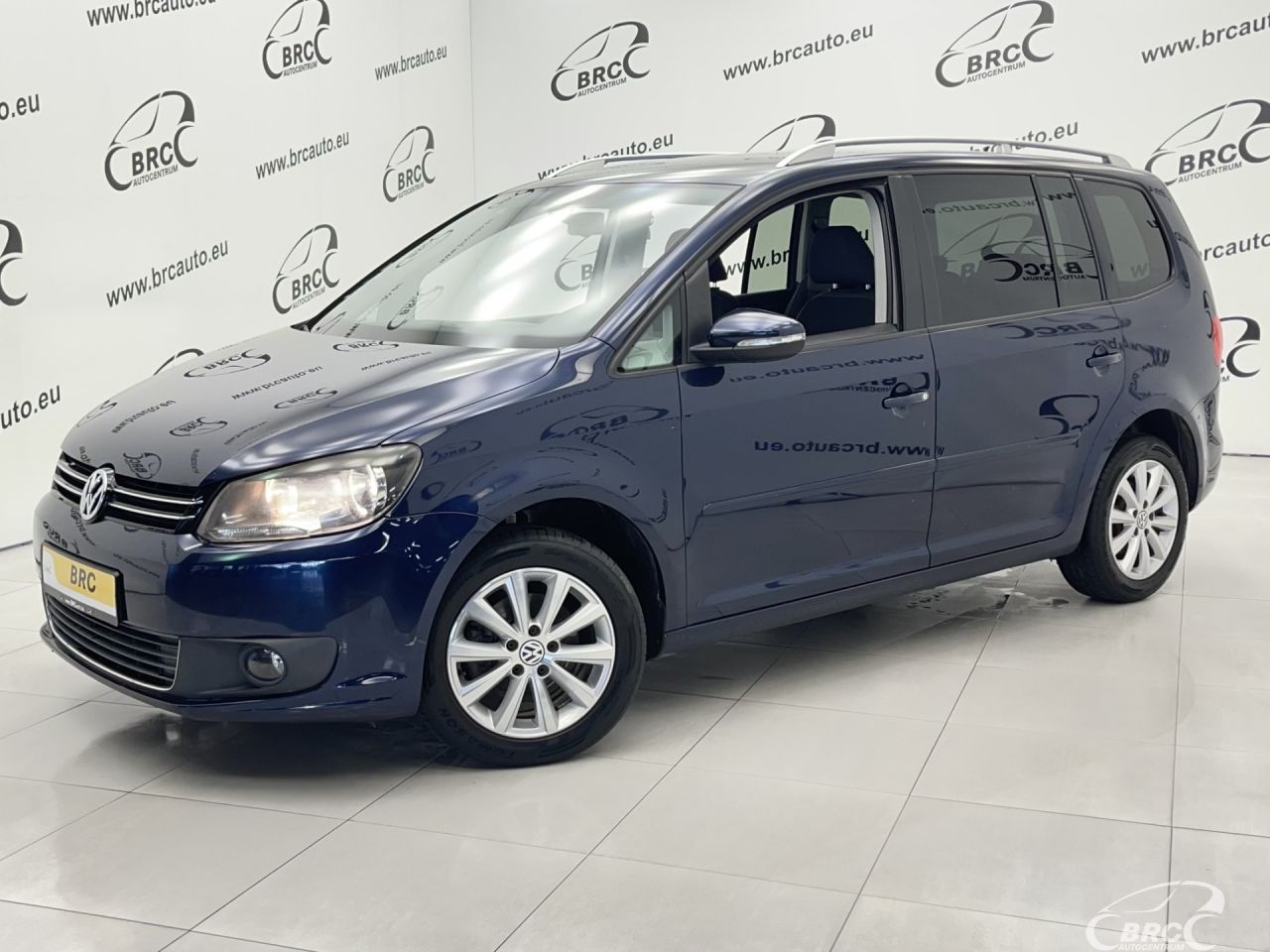 Volkswagen Touran, 1.6 l., Минивэн