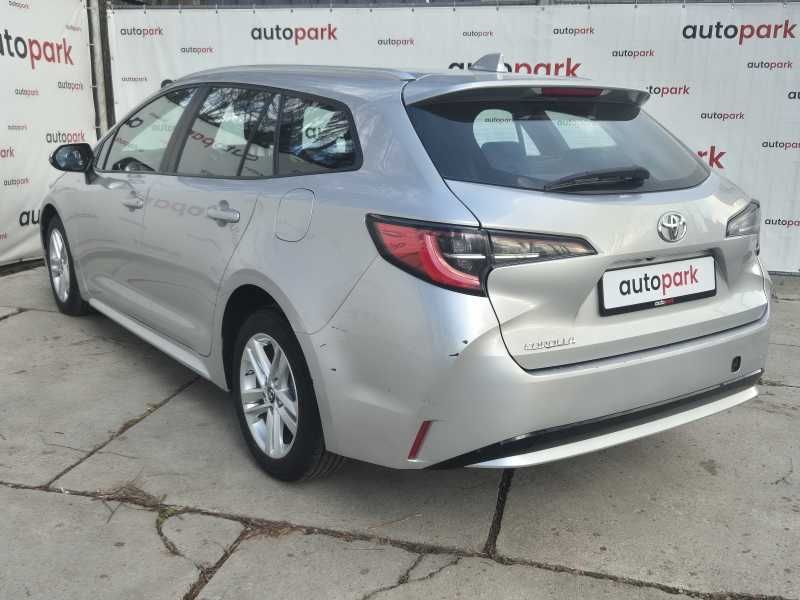 Toyota Corolla | 4