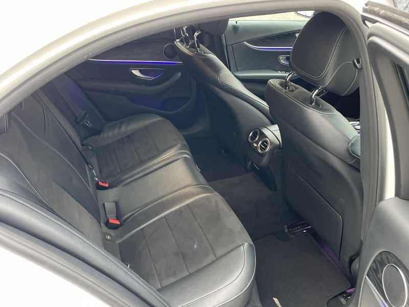 Mercedes-Benz E220 | 7
