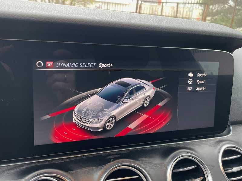 Mercedes-Benz E220 | 12