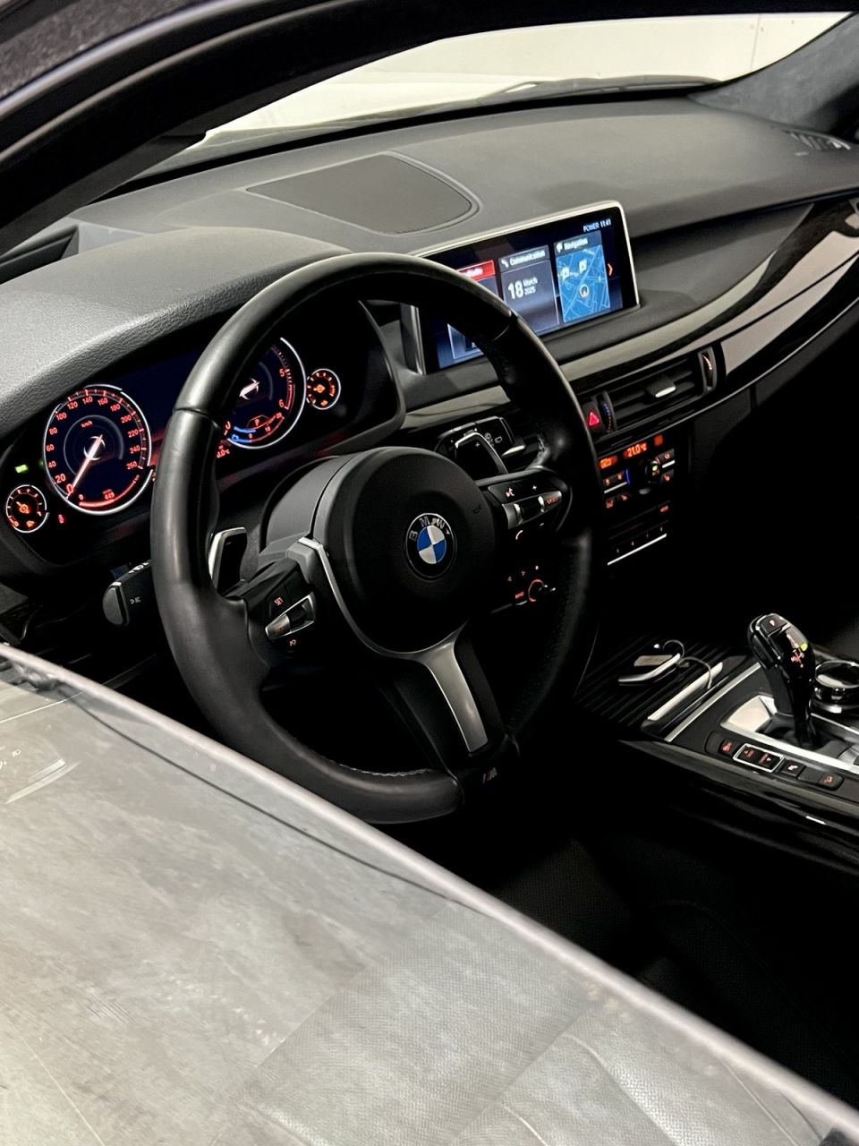 BMW X5 | 6