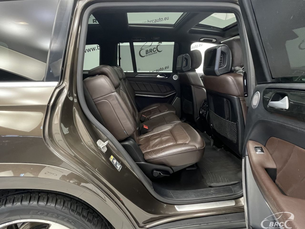 Mercedes-Benz GL350 | 9