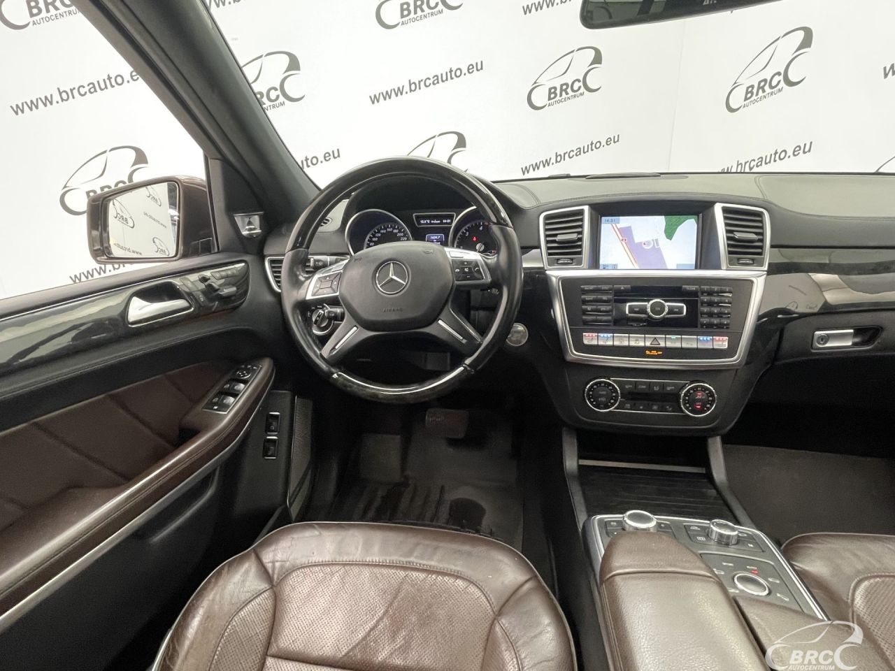 Mercedes-Benz GL350 | 18