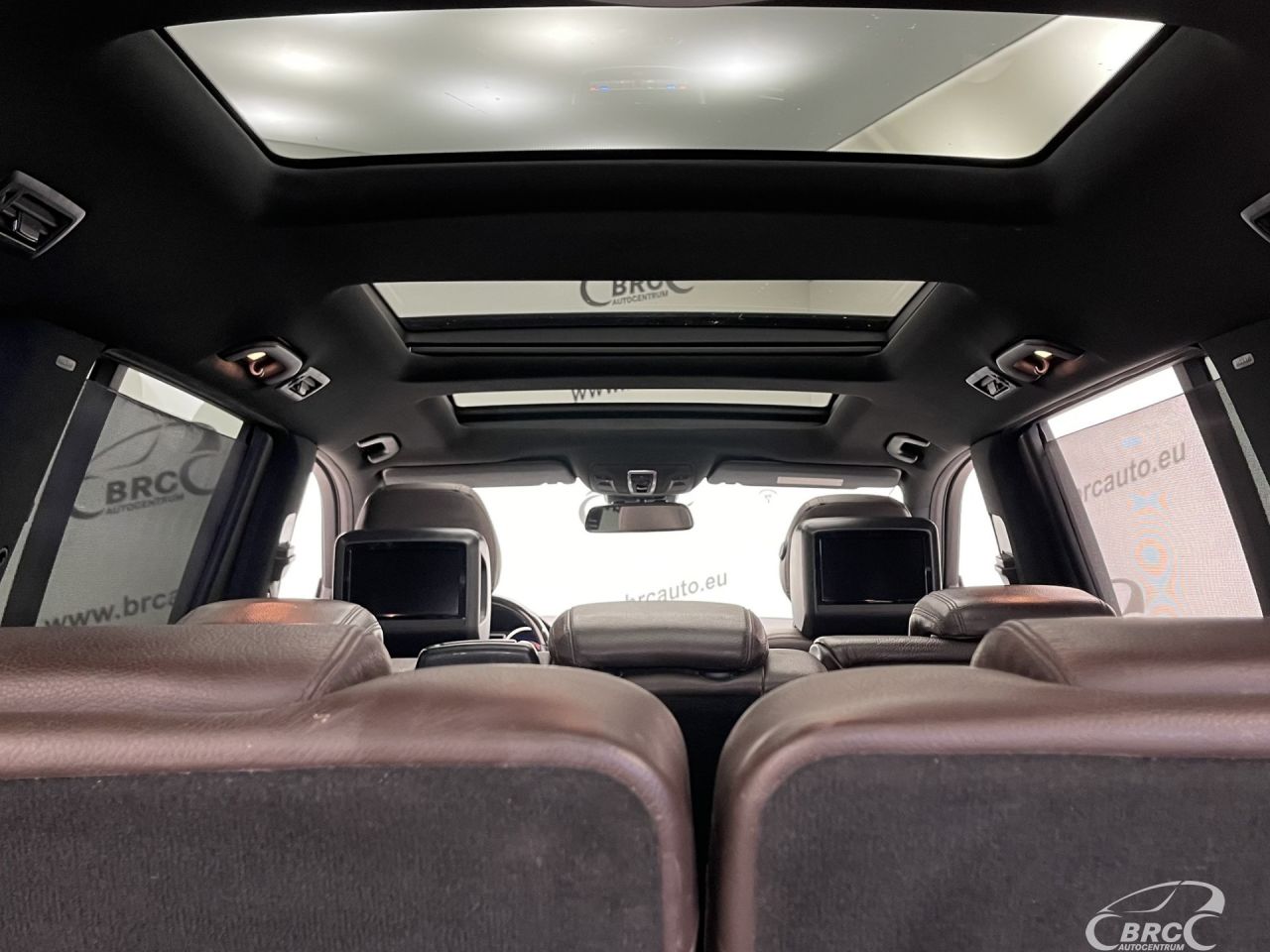 Mercedes-Benz GL350 | 48