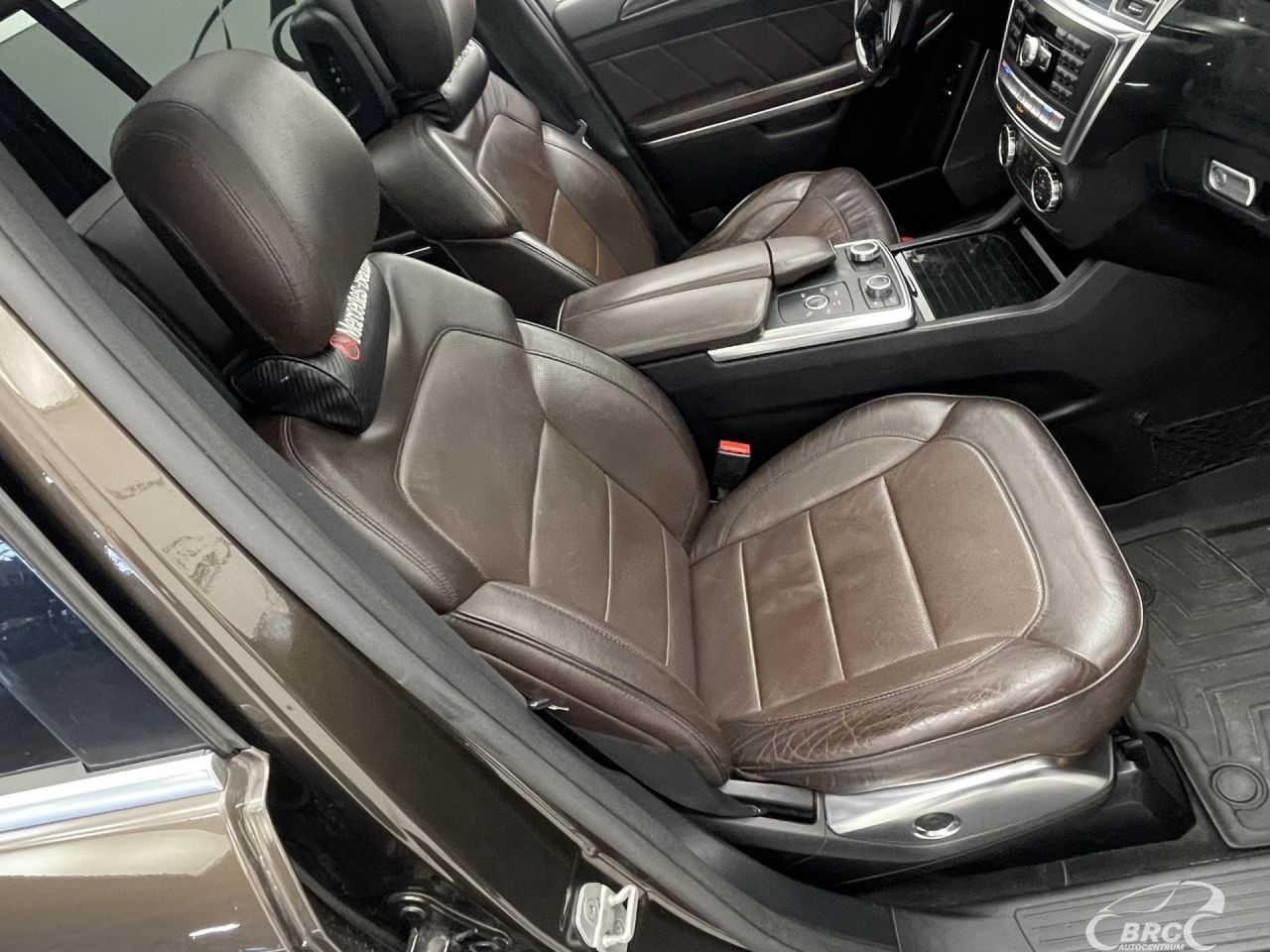 Mercedes-Benz GL350 | 4