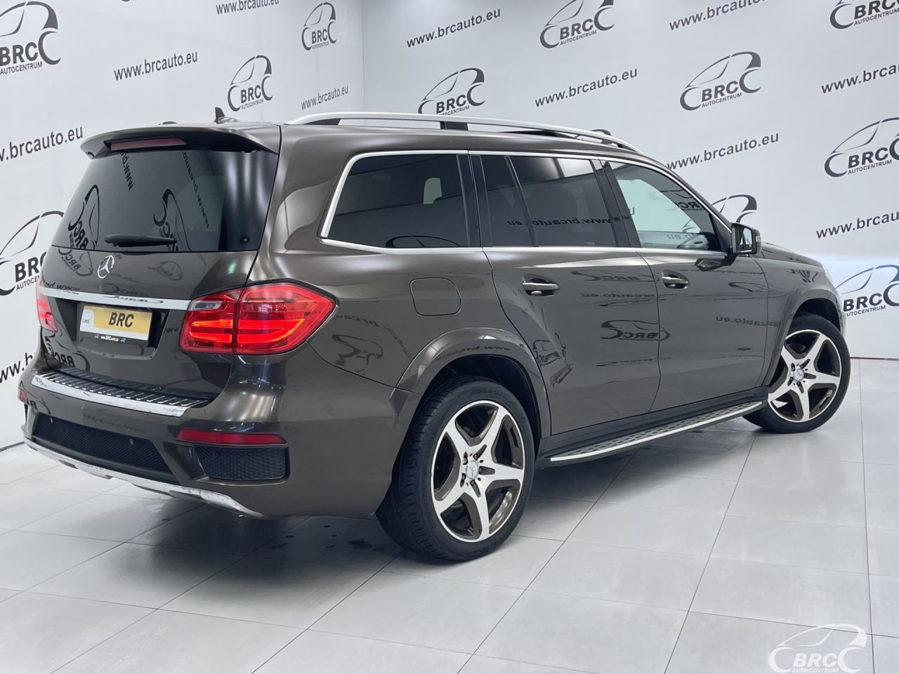 Mercedes-Benz GL350 | 1