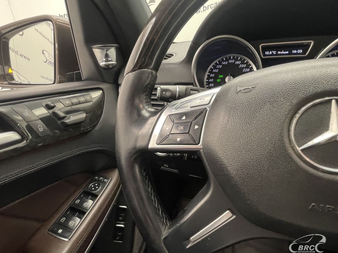 Mercedes-Benz GL350 | 35