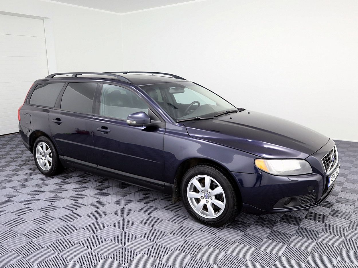 Volvo V70, 2.4 l., universal
