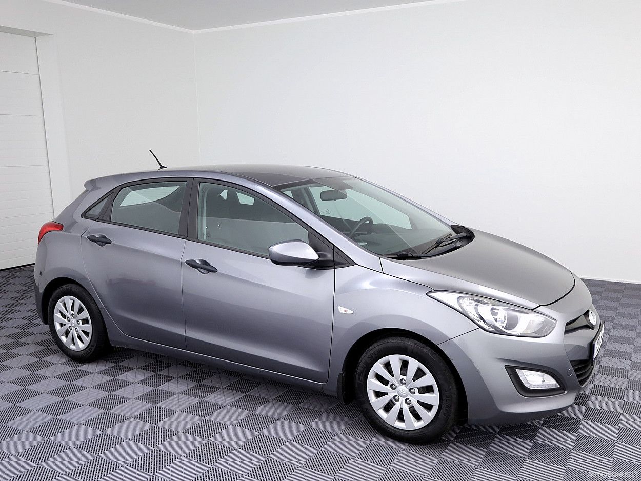 Hyundai i30, 1.4 l., hatchback