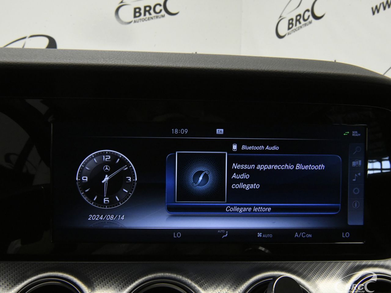 Mercedes-Benz E220 | 33