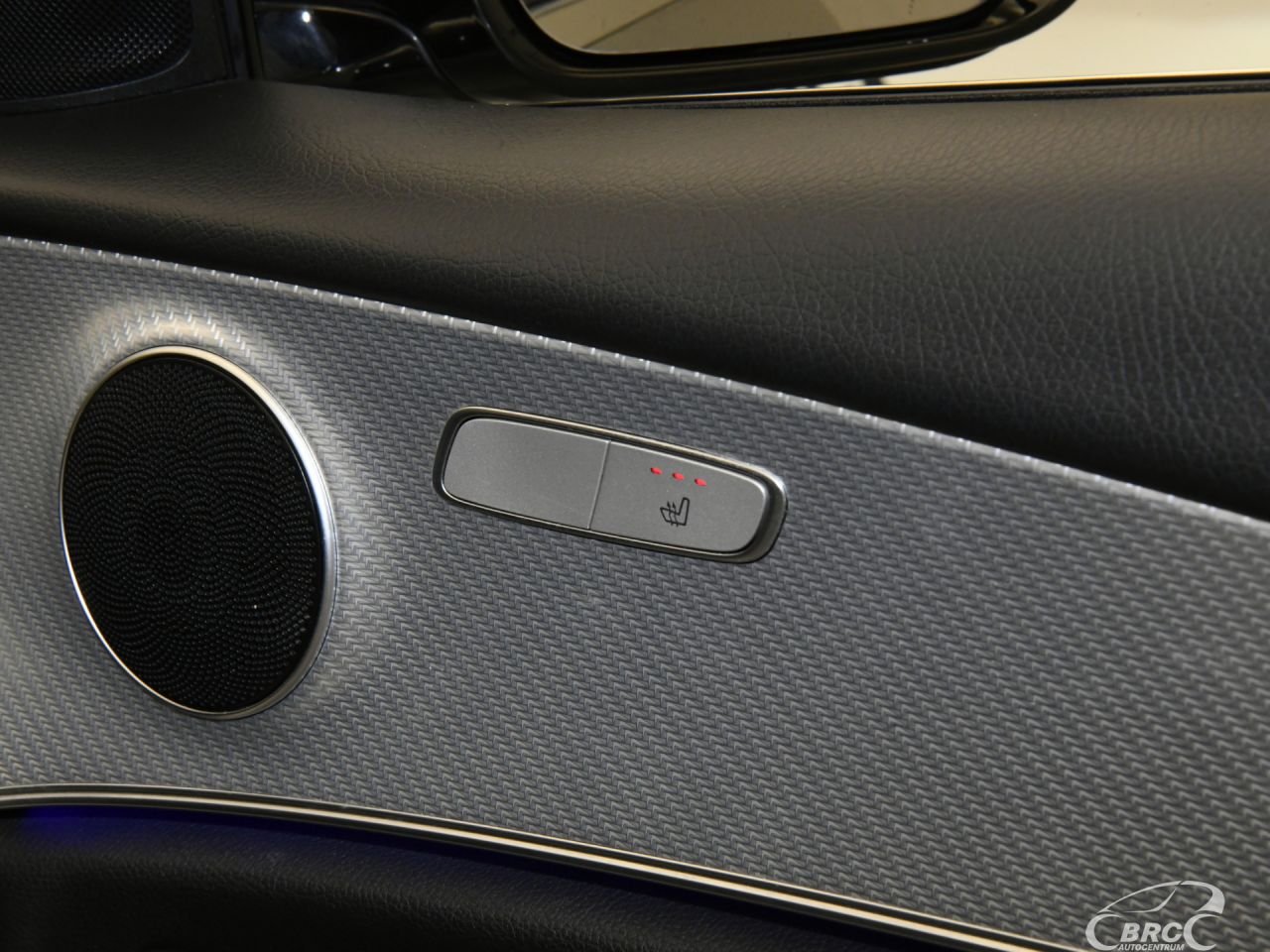 Mercedes-Benz E220 | 7