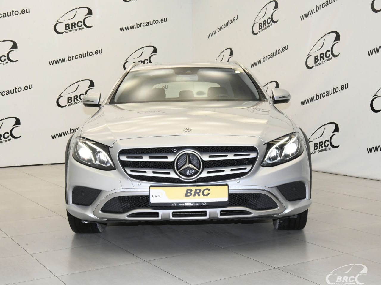 Mercedes-Benz E220 | 47