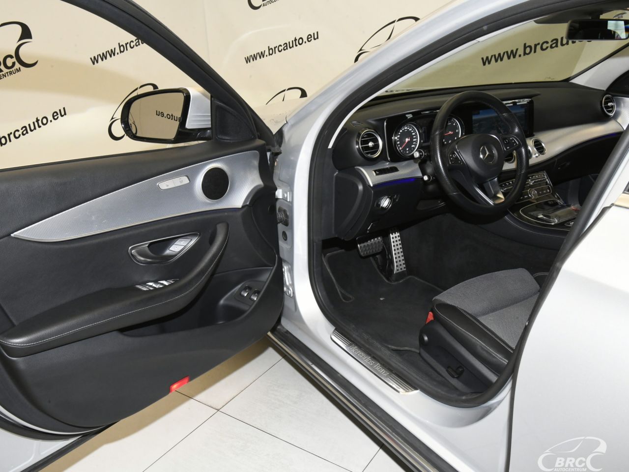Mercedes-Benz E220 | 17