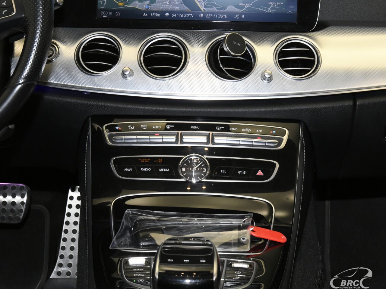 Mercedes-Benz E220 | 15
