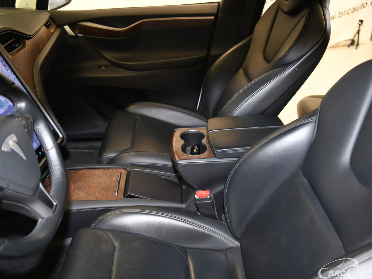 Tesla Model X | 18