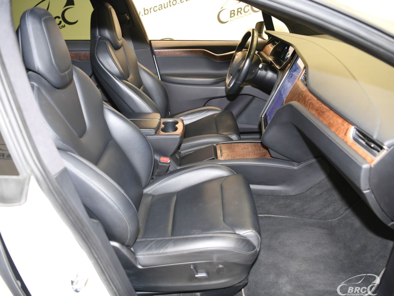 Tesla Model X | 5