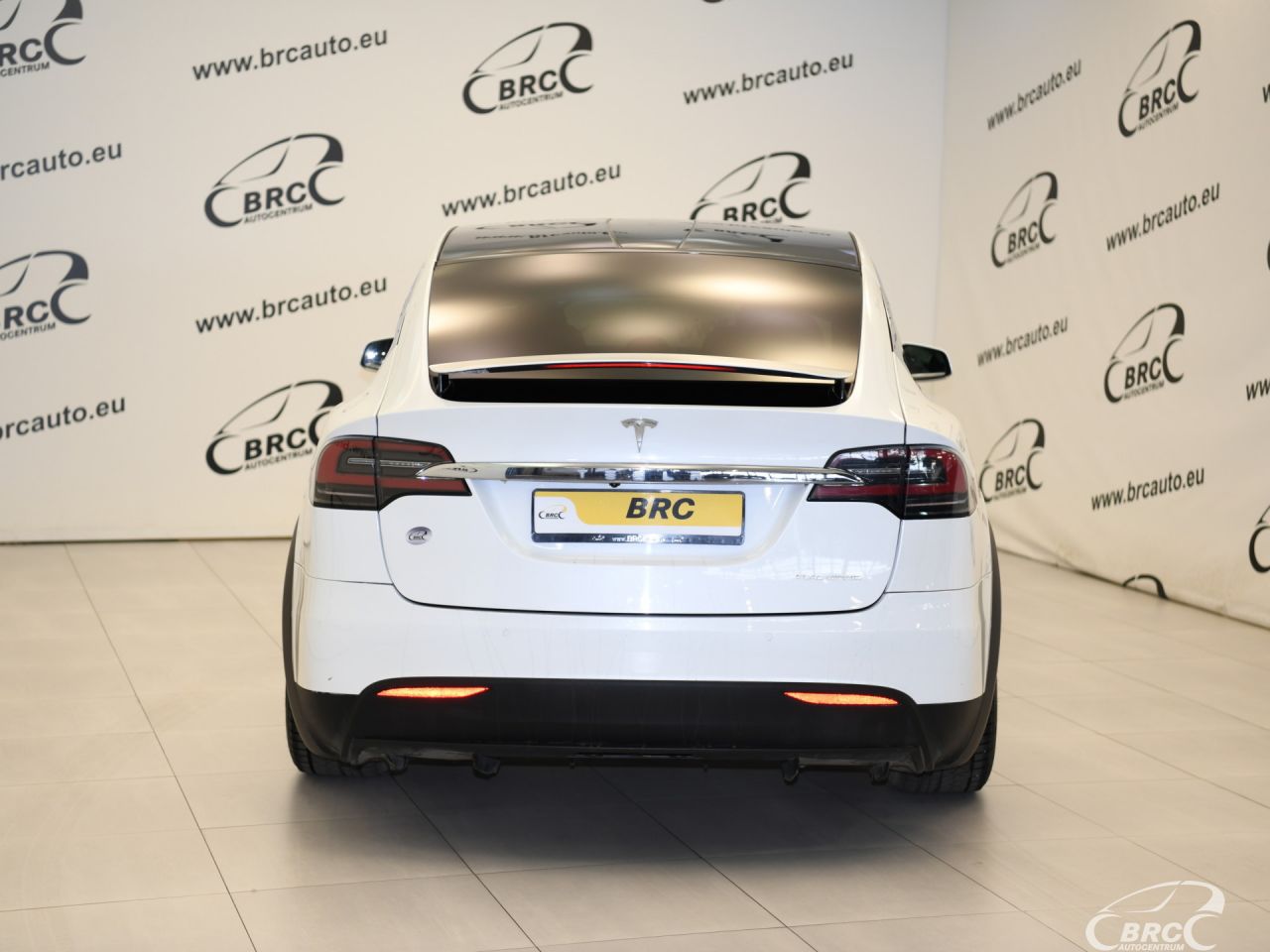 Tesla Model X | 40