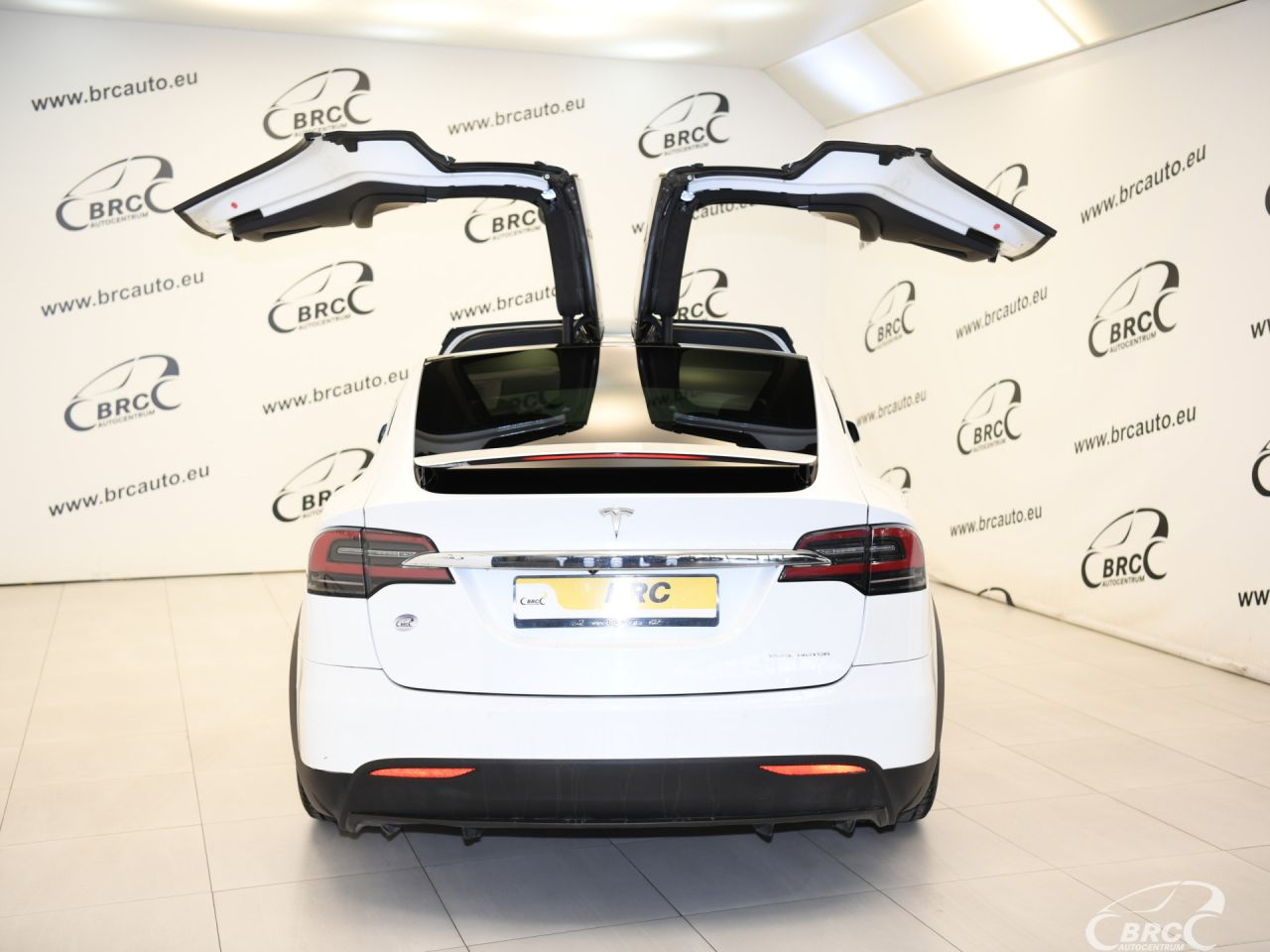 Tesla Model X | 39