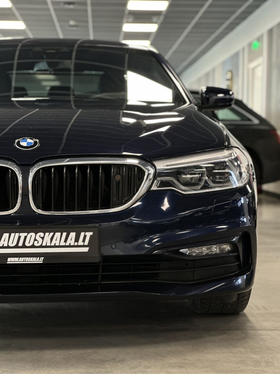 BMW 520 | 8