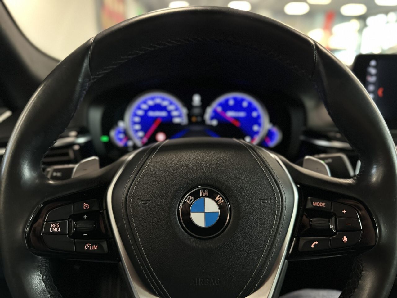 BMW 520 | 14