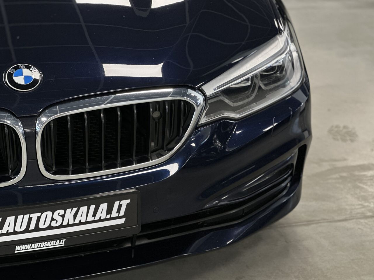 BMW 520 | 7