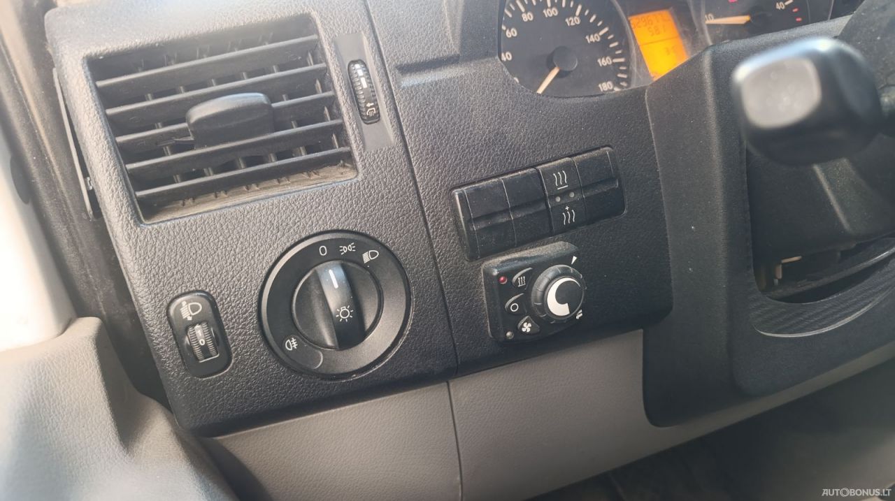 Mercedes-Benz Sprinter | 10