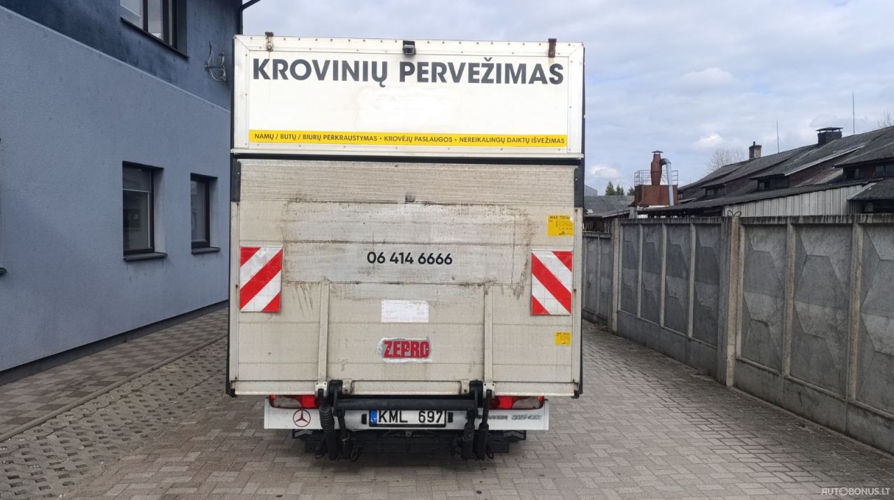 Mercedes-Benz Sprinter | 4