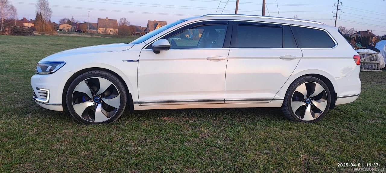 Volkswagen Passat | 10