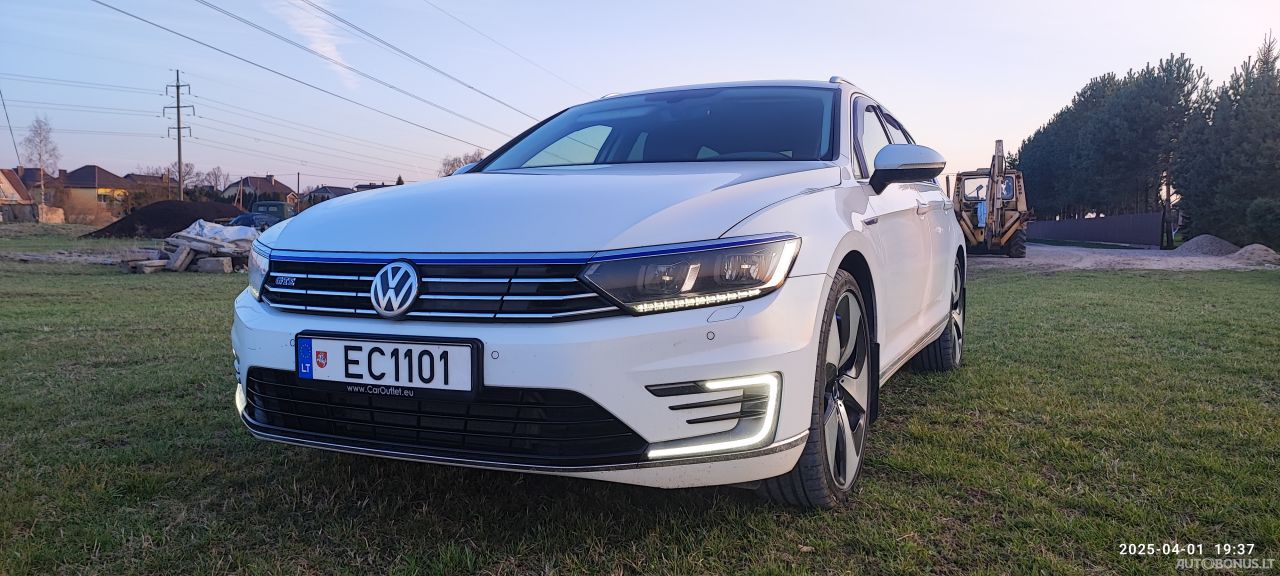 Volkswagen Passat | 8