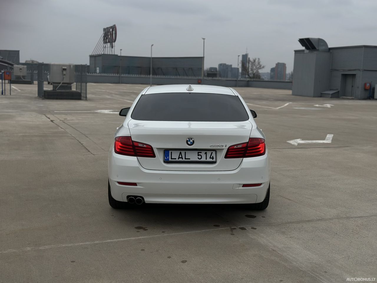 BMW 528 | 5