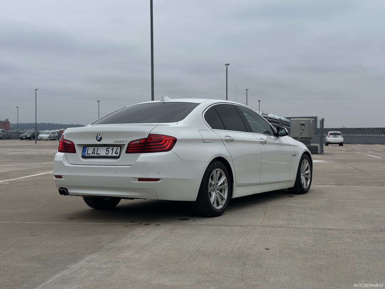 BMW 528 | 6