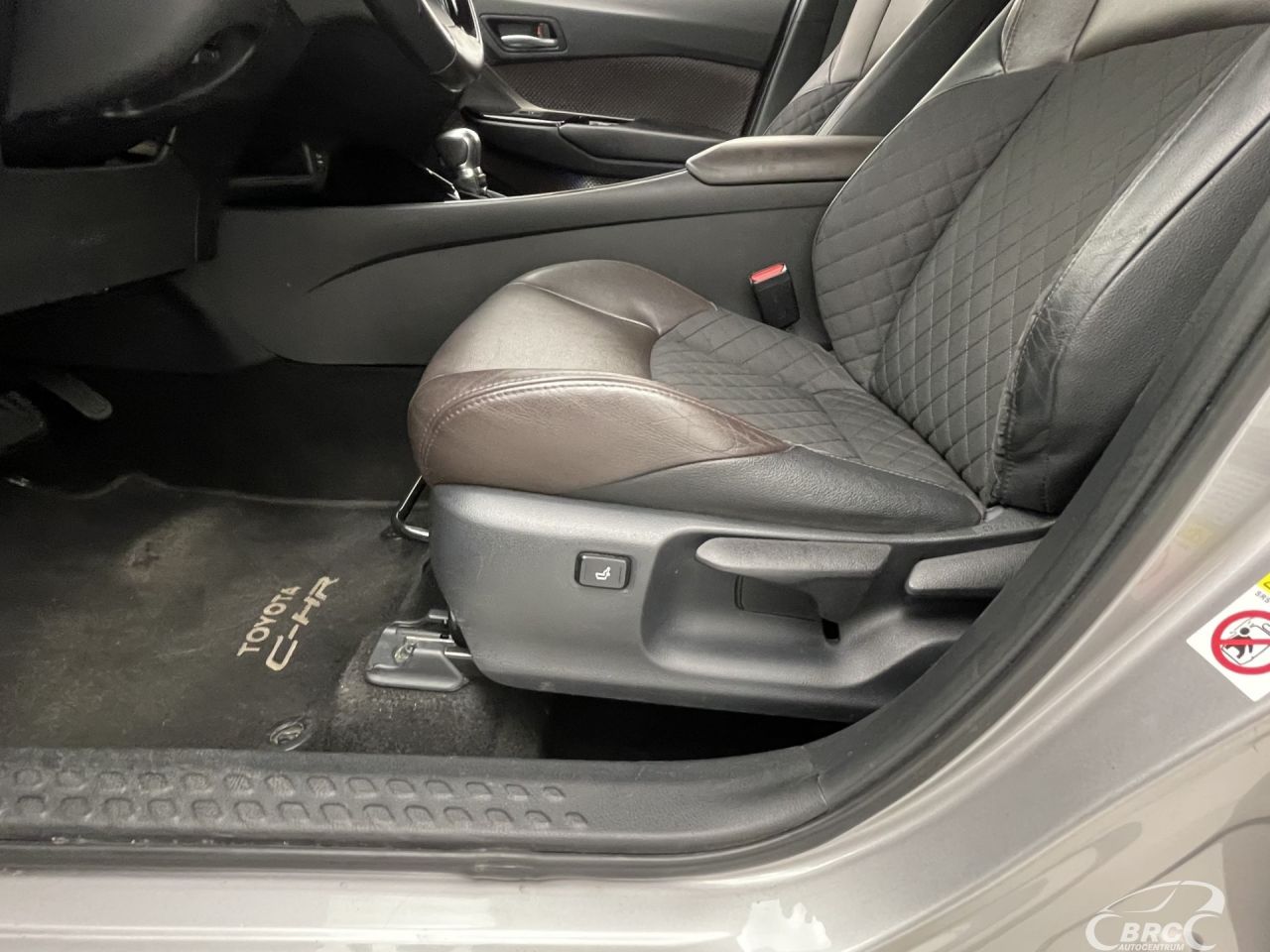 Toyota C-HR | 20