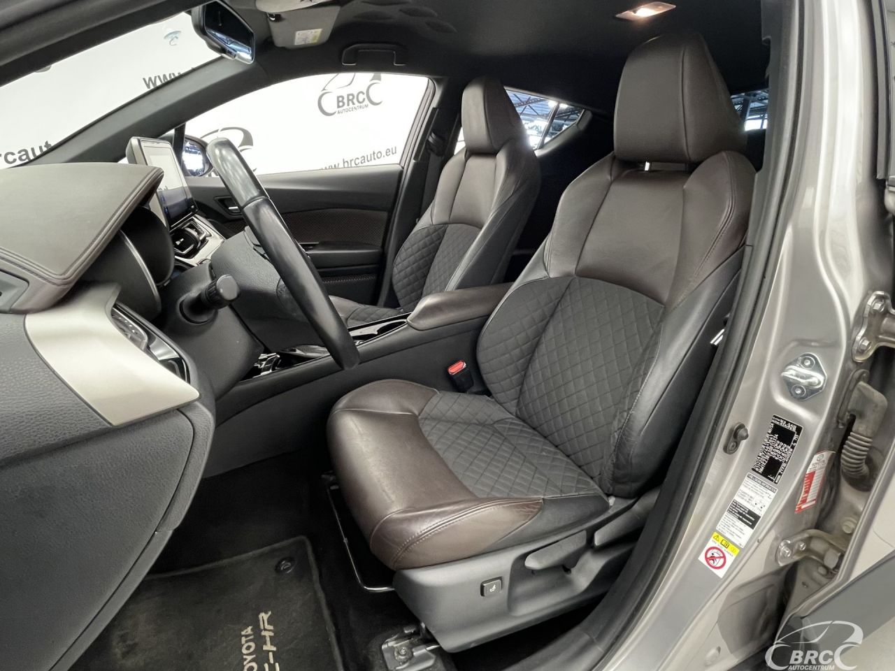 Toyota C-HR | 21