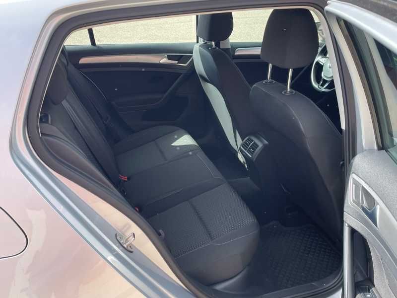 Volkswagen Golf | 7
